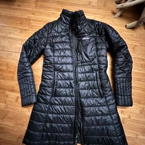 Patagonia mid length puffer